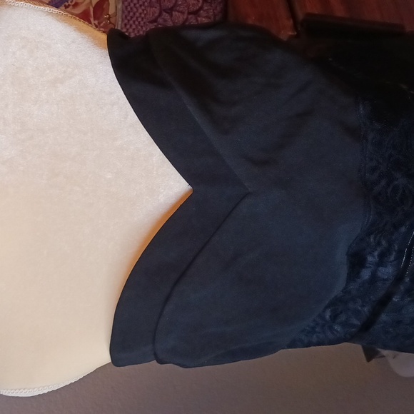 TORRID Corset Strapless Top - Picture 3 of 8